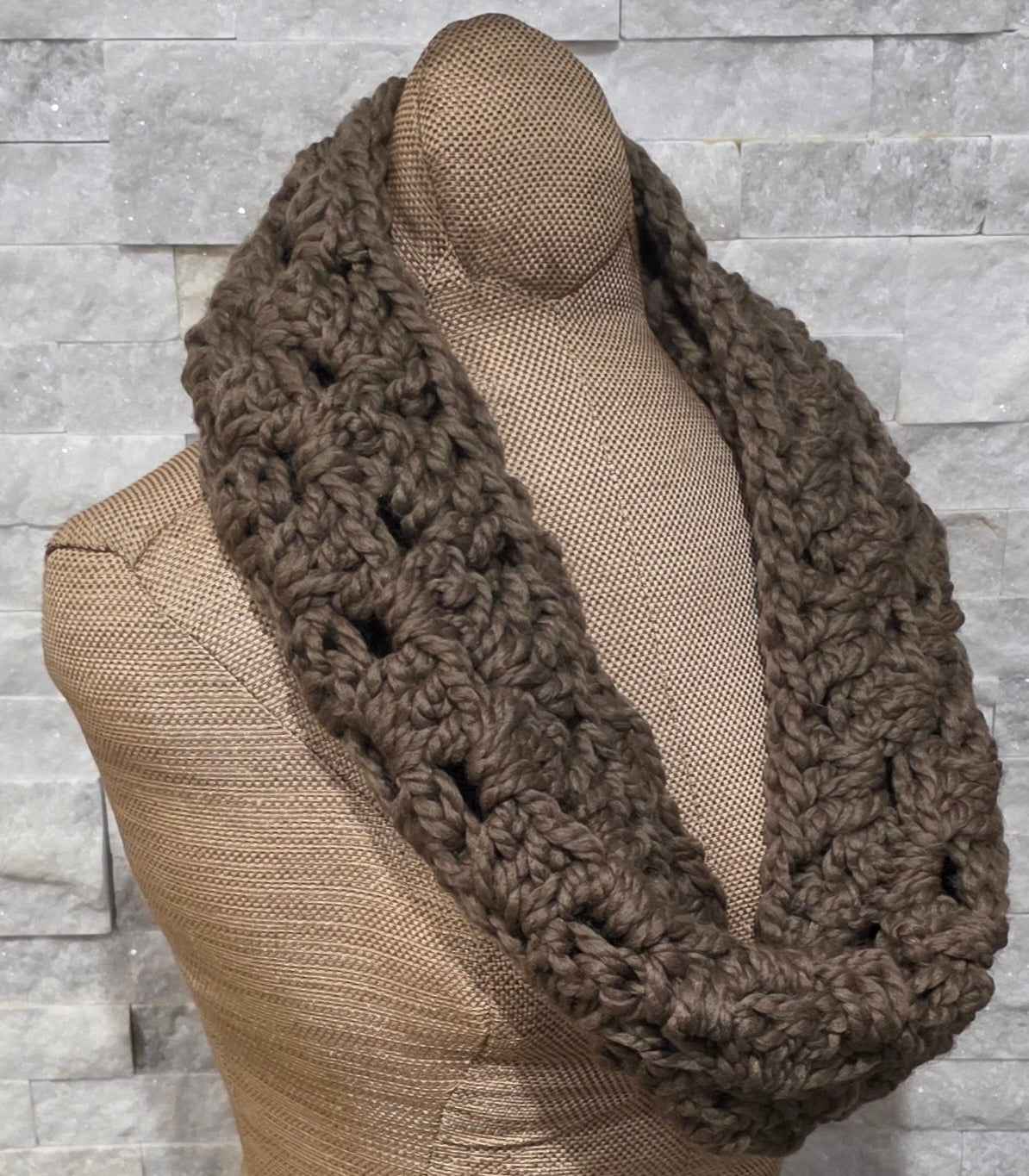 Soft & Snuggly Crochet Cowl - Thick Wool for Winter!