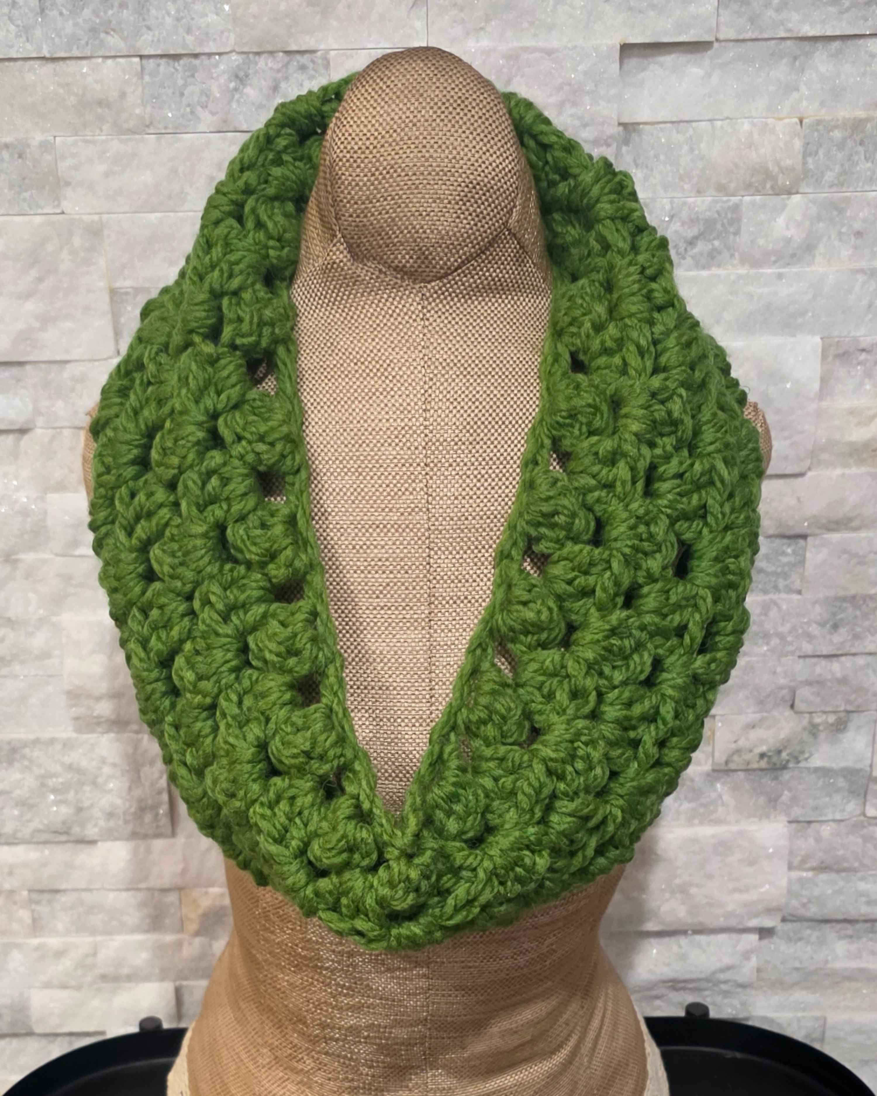 Soft & Snuggly Crochet Cowl - Thick Wool for Winter!