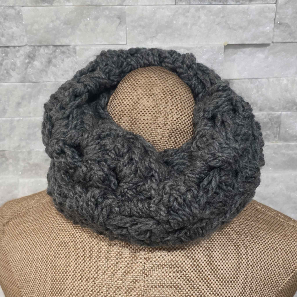 Soft & Snuggly Crochet Cowl - Thick Wool for Winter!