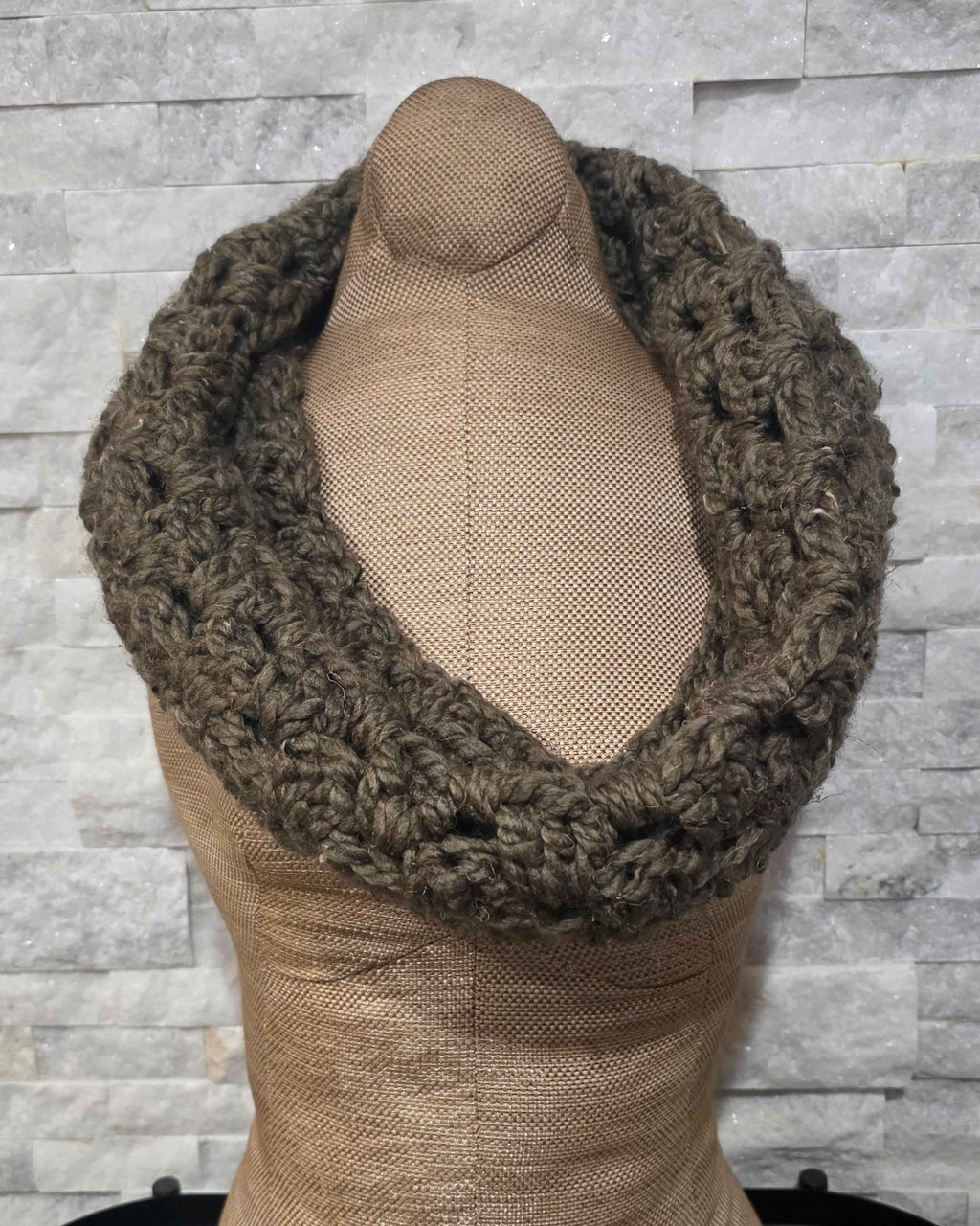 Soft & Snuggly Crochet Cowl - Thick Wool for Winter!