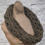 Soft & Snuggly Crochet Cowl - Thick Wool for Winter!